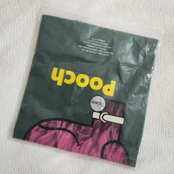 palace tee - Picture 2 of 4